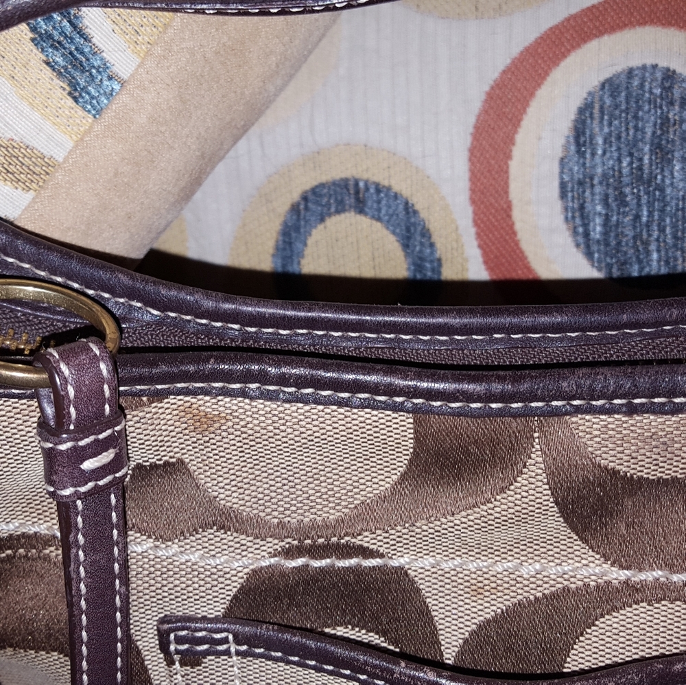 Authentic Coach cresent bag - Picture 2 of 6